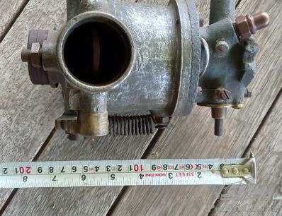 Identification d’un carburateur Daimler–Mercedes ancien ?
