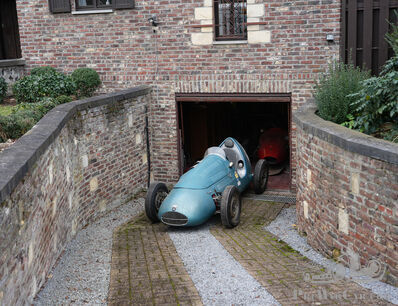 From the cellar to Paris: the rebirth of the DB6 Monoposte