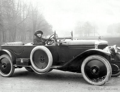 Phaeton ready for a winter ride – British or French?