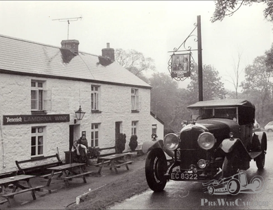 De juiste auto met de juiste wink: de 1928 Bentley 4½ Litre