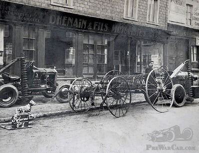 Tractors or tow trucks – what are these vehicles?