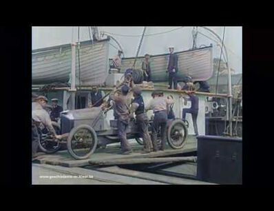 A Crossley being unloaded in the harbour of Rotterdam