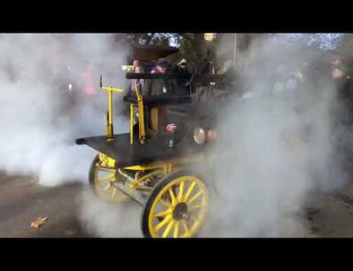 The 1896 Salvesen Steam Cart at the start of the London to Brighton Veteran Car Run 2021