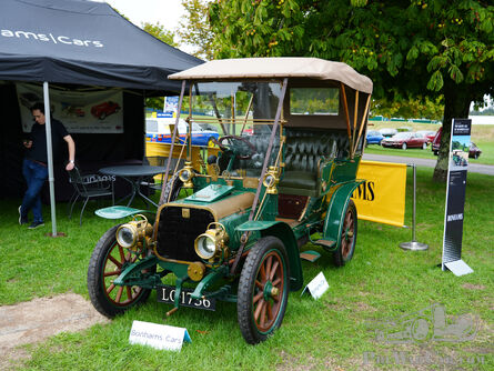 Live from the 2026 International Autojumble at Beaulieu