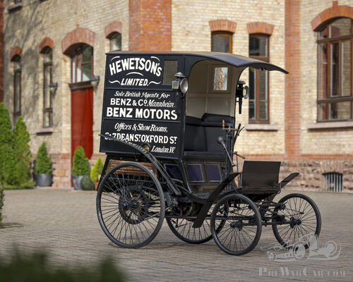 Oudste bedrijfswagen van Mercedes-Benz aan de start van de RM Sotheby’s London to Brighton Veteran Car Run