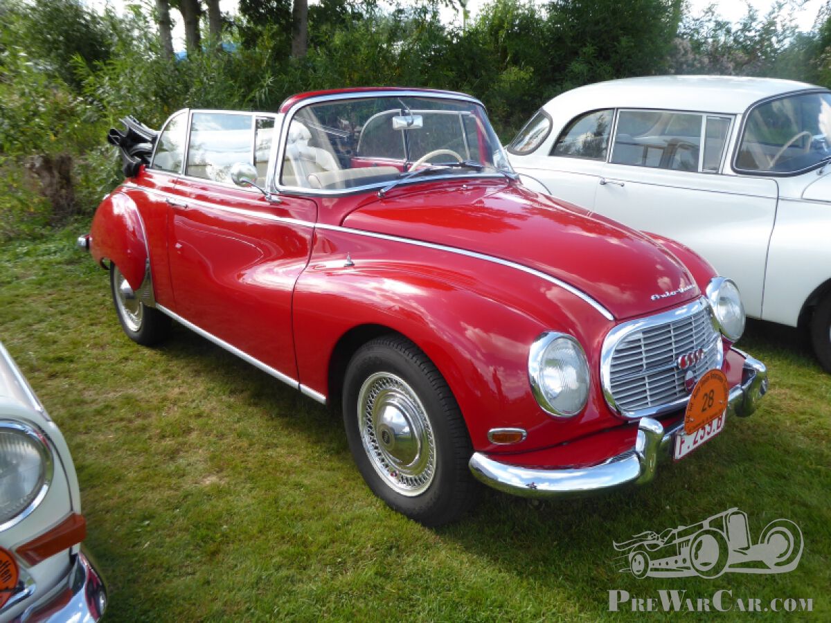 Dutch DKWs gather. But what happened to Dutch museum cars? - PreWarCar