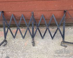 Model T Ford expandable luggage rack