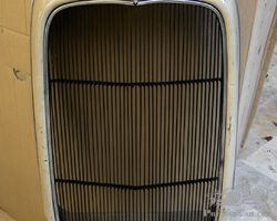 1932 Ford Grille & Shell