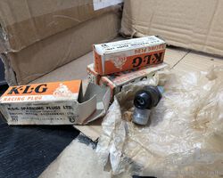 K.L.G F.300/4 spark plugs