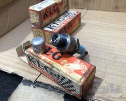 K.L.G F.330/4 spark plugs