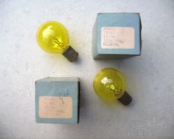 Yellow 12V 50W Philips Selectiva Bulbs15 mm base