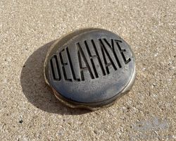 Delahaye 135 fuel cap