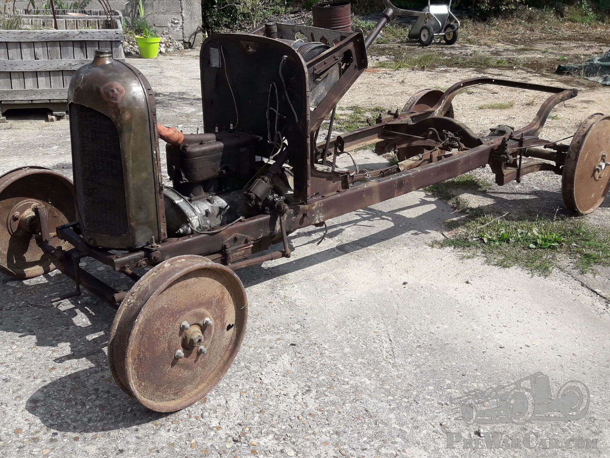 rolling chassis