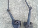 Two pairs of Monroe American shockabsorbers