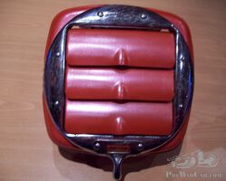 U.S.A. ARVIN heater, 6 volt. Double capacity water pipes. Nice inside, spins like a top. Front face turn 360.