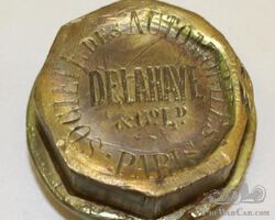Delahaye of Paris Threaded Hubcap | Check the Oil Auction | Ending January 16, 2022