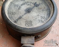 Prestolite tank gauge