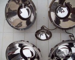 WILLS SAINT CLAIRE U.S.A. 1920 era. headlight inner units. Two pairs.