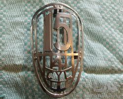 Citroen Light Fifteen emblem
