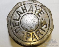 Delahaye Motor Car Co of Paris Threaded Hubcap