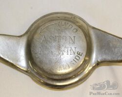 Aston Martin Automobile Co Threaded Hubcap
