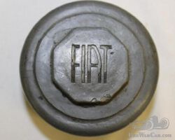 Fiat Motor Car Co Threaded Hubcap