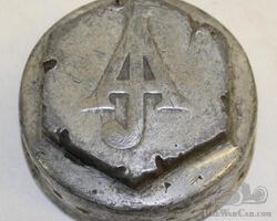 Arrol-Johnston Automobile Threaded Hubcap