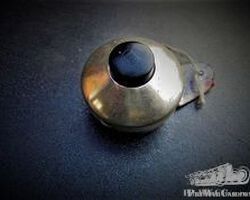 Bosch horn button for Cyclecar