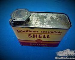 Oil can shell old new old stock