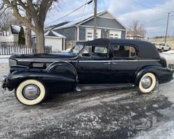 1938 Cadillac Series 75 Fleetwood 7P Town Car