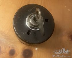 Scintilla ignition switch and key