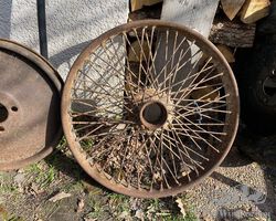 1 RAF wheel (65cm diameter !)
