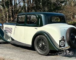 1934 Bentley 3½ Litre Mann Egerton Saloon B42AH