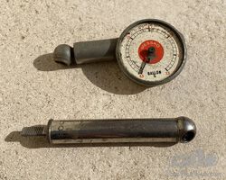 tyre pressure gauge
