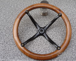 Early Steering wheel