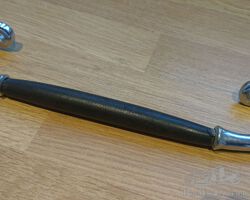 Dashboard grab handle