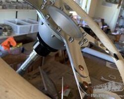 Removable steering wheel for vintage cars including Alvis or Riley