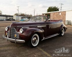 1940 Buick Roadmaster Model 70 | Fun Cars of the 50's & 60's door Sonicbidder.com