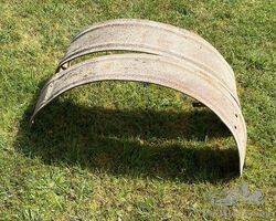 2 rear fenders for Ford T ? or veteran or brass cars