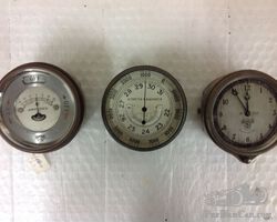 Smiths lighting switch/clock and very rare Altimeter barometer