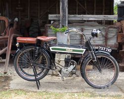 Motocicletta Singer con trasmissione a cinghia del 1912 circa. 300cc