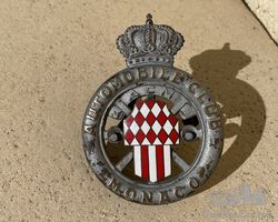 Automobile Club de Monaco grille badge