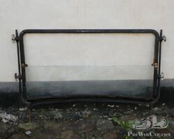 Windshield for touring-car 1915 – 23