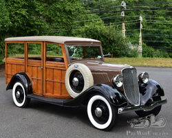 1933 Ford Deluxe V8 Station Wagon