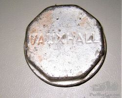Original 1920's VAUXHALL Wire Wheel Hub Cap D Type 23/60 30/98