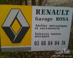 Big sign Garage Renault