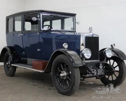 1928 Morris Cowley Saloon | Brightwells | Auction on March 29, 2023