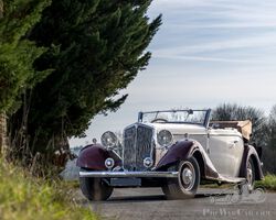 1933 Mathis EMY 8 convertible Gangloff | OSENAT'RTS & CARS | Auction on April 16, 2023 - 14.00