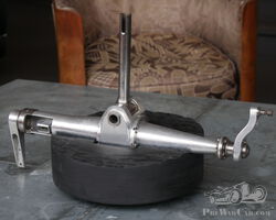 Control stick of the Bugatti-de Monge 100P - 1939 | OSENAT'RTS & CARS | Auction on April 16, 2023 - 14.00