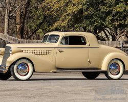 1934 Cadillac 355D Eight Stationary Coupe | The Enthusiast Auction | 28 - 29 avril 2023